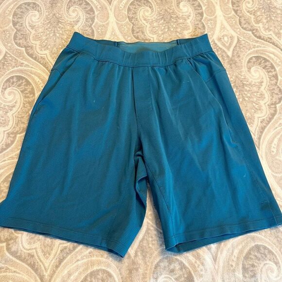 Lululemon Warp Lite Short *9"
Capri - Picture 7 of 9